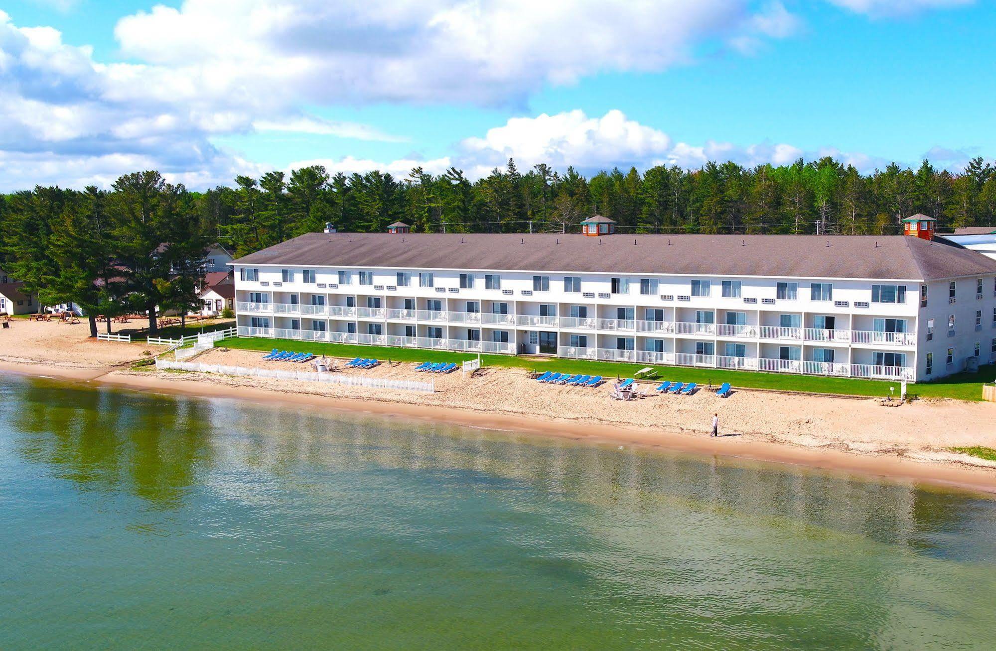 Bridge Vista Beach Hotel And Convention Center Маккино Сити Экстерьер фото